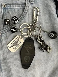 キーホルダー　キーリング　カラビナ　アメカジ ヴィンテージ　シルバー 8ボール