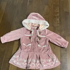 フード付きピンクジャケット