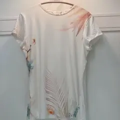 ⭐️TED BAKER フラワー柄 半袖Tシャツ サイズ2⭐️のサムネイル