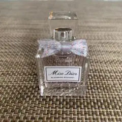 DIORディオール　ミス ディオール　ブルーミングブーケ