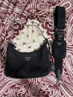 PRADAプラダ Re-Edition 2005Re-Nylonチェーンハンドル