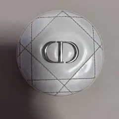 ディオールスキン フォーエヴァー クチュール ルミナイザー 03