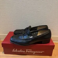 Salvatore Ferragamo ブラックローファー 26cmのサムネイル