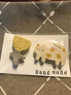 ハンドメイド ブローチ