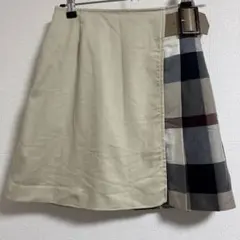 BLUE LABEL CRESTBRIDGE ミニスカート 36のサムネイル