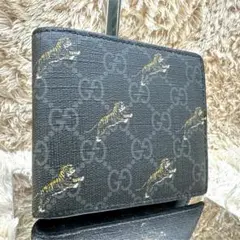 超希少✨グッチ　二つ折り長財布　タイガーヘッド　レザー　黒 GUCCI（財布）のフリマアイテム一覧