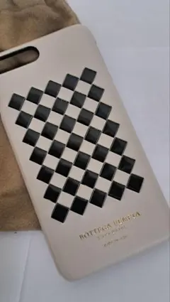 BOTTEGA VENETAのレザー製iPhoneケー 7/8/SE2/SE3