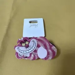新品チェシャ猫 ヘアクリップ 蓄光 ダイカット CHESHIRE CAT