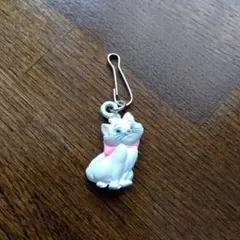 ディズニー　マリーちゃん　キーホルダー