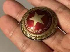 ペンダントトップ赤星(サッポロラガー)王冠