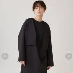 極美品 2024年 エミ ダンボールニットクロップドジャケット 金子綾さん