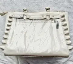 ザッカマート　痛バ　ハートバックルフェイクレザーフリルトートバッグ　A4　白