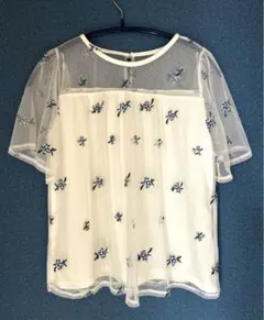 ◆美品◆アースミュージック＆エコロジー 花柄 透け感 総刺繍チュールプルオーバー