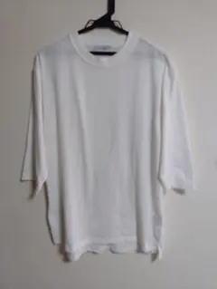 PLUS ONE 　白Ｔシャツ　ホワイトのサムネイル