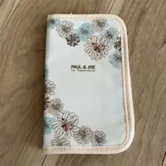 PAUL & JOE 花柄マルチケース