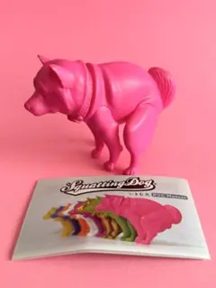 《レア》　いきむ犬　PVC Masct PINK ピンク