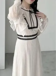 dazzlin バイカラーレースラインワンピース アイボリー M