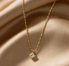 サージカルステンレス 大人気❣️ダイヤカットczダイヤ 特殊チェーンネックレス