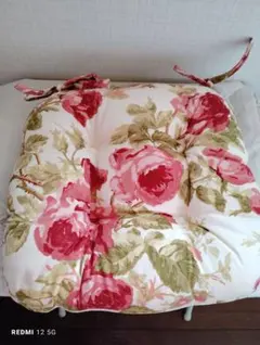 LAURA ASHLEY 花柄 椅子用クッションのサムネイル