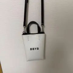 BBYB ミニショルダーバッグ ホワイト ブラック