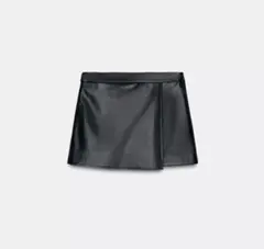 タグ付き　ZARA フェイクレザー　ラップスコート