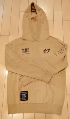 MASTER BUNNY EDITION フード付きセーター ベージュ