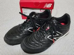 New Balance 442 V2 TEAM TF 2E トレーニングシューズのサムネイル