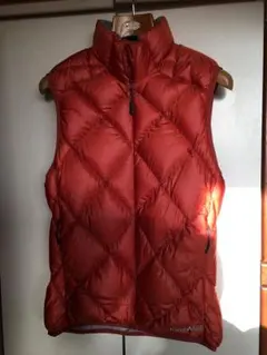 モンベルダウンベスト