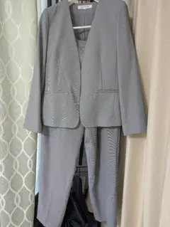 NATURAL BEAUTY BASIC グレー スーツ 上M　下L