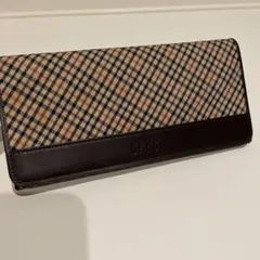 Daksのチェック柄レザー長財布