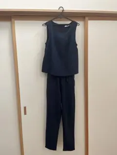 オールインワン、つなぎ服のサムネイル