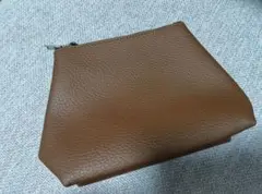 新品未使用　ブラウン 合成皮革 　ポーチ