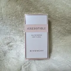 未使用 ジバンシイ イレジスティブル オーデパルファム ネクター 50mL