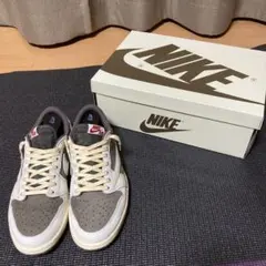 美品　トラヴィス・スコット ナイキ エアジョーダン1 ロー リバースモカ