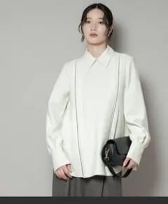 ナノ・ユニバース　ダブルクロス襟付きハシゴレースブラウス　白