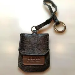 GUESS ブラック キーホルダー・キーリング✨美品✨のサムネイル