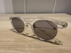 クリアフレーム ラウンドサングラス