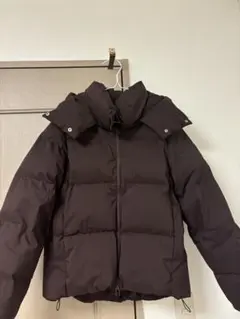 ダークブラウン ダウンジャケット フード付き