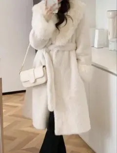 極美品！Sホワイトフェイクファーコート