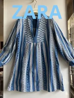 ZARA 刺繍入りデニムのブルー長袖チュニック ゆったり