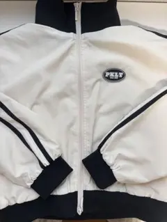 ピンクラテ　ブルゾン　トラックジャケット　ウインドブレーカー　140