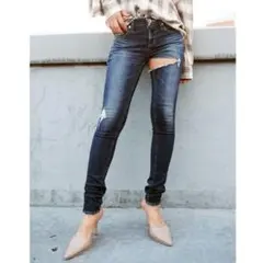GYDA デニム　スキニー　ダメージ