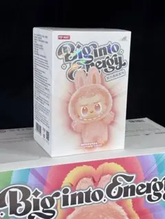 値下げ！【正規品・未開封】LABUBU ラブブBig into Energy