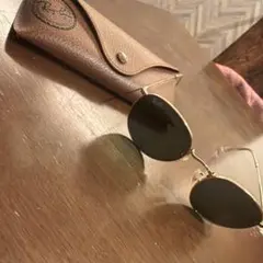 Ray-Ban ラウンドサングラス ゴールドフレーム