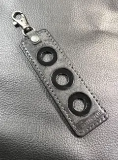 PEEL&LIFT STUDS KEYRING - メルカリ