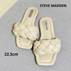 スティーブ・マデン STEVE MADDEN クッションベルトフラットサンダルのサムネイル