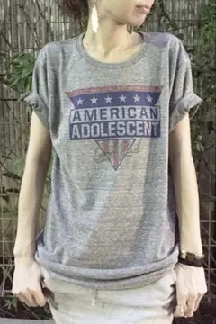 アパルトモン 半袖 Tシャツ グレーのサムネイル