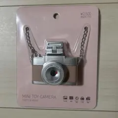 スリーコインズ　ミニトイカメラ　ピンク