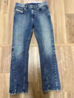 DIESEL ダークブルーストレートレッグジーンズ W32