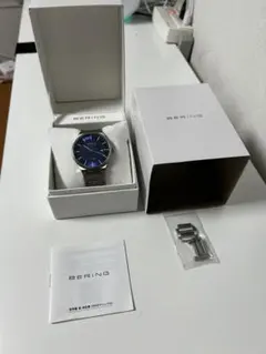 BERING 15239-777 チタン ソーラー メンズ腕時計 青文字盤 箱付のサムネイル